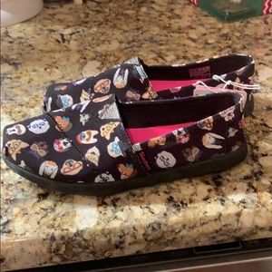 Sketchers Memory Foam gel infused black slip ons